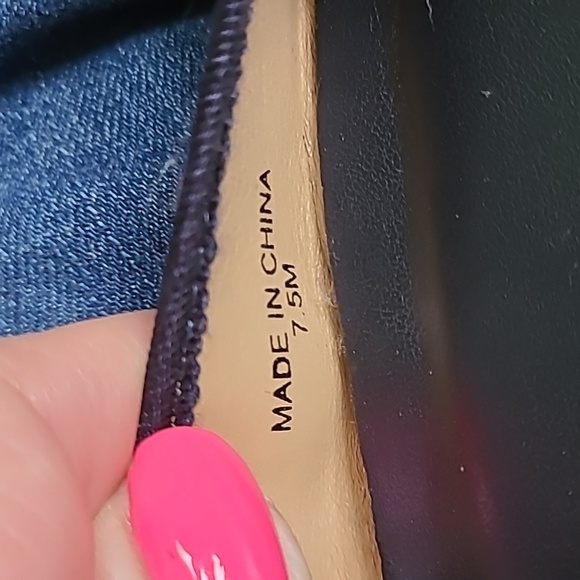 Talbots Flats - Picture 6 of 6